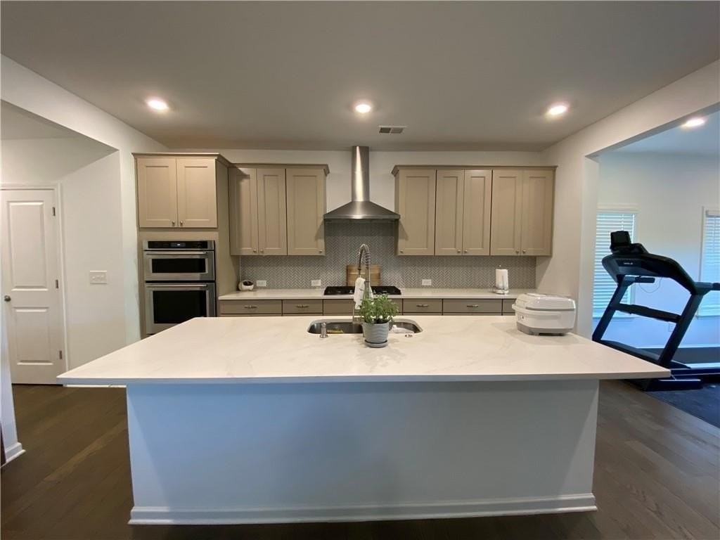 5580 Bergeson Way - Photo 4 of 15