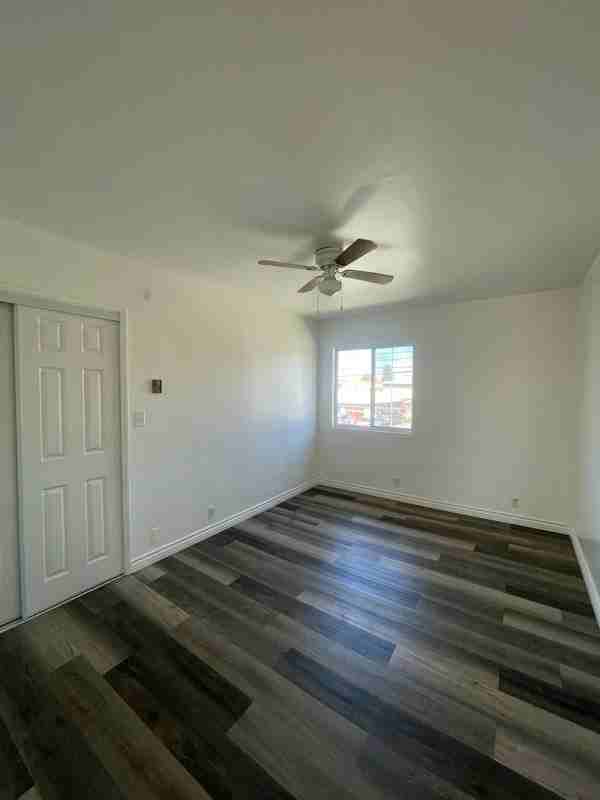 9506 Ramona St #4 - Photo 3 of 8