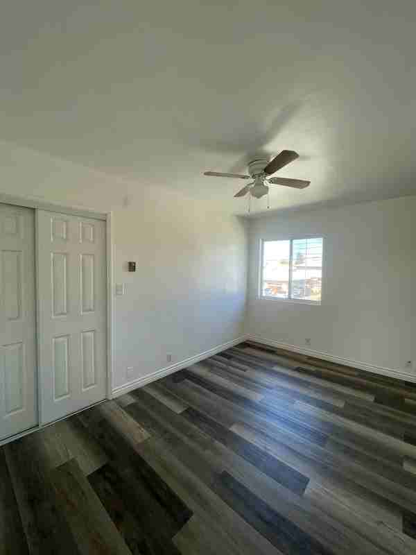 9506 Ramona St #4 - Photo 4 of 8