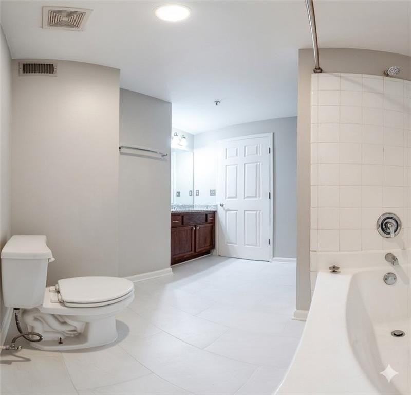 2700 Pine Tree Rd Ne #1112 - Photo 7 of 15