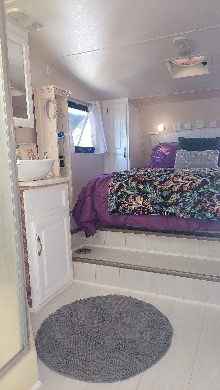 9204 Old Castle Rd #B - Photo 6 of 32