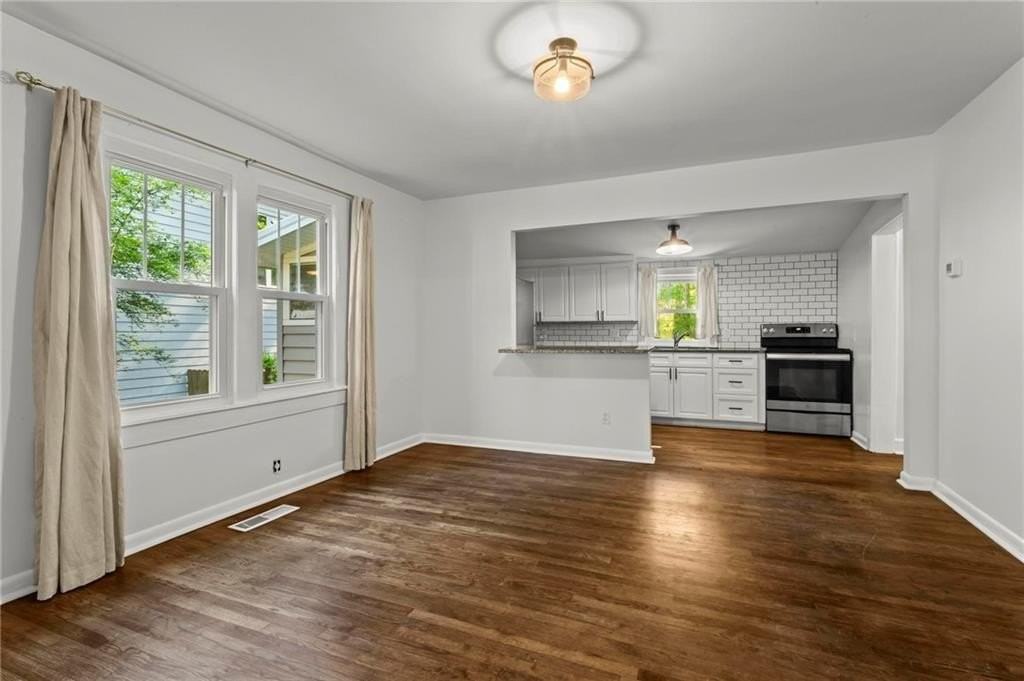 2208 Forrest Pl Nw - Photo 7 of 20