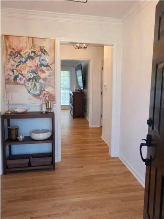 2752 Saddle Ridge Lake Dr - Photo 2 of 7