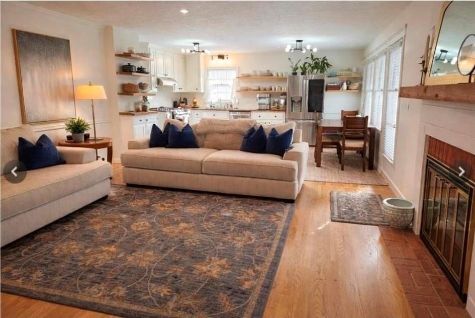 2752 Saddle Ridge Lake Dr - Photo 3 of 7