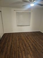 featured image of 146 Green Bay Rd #1