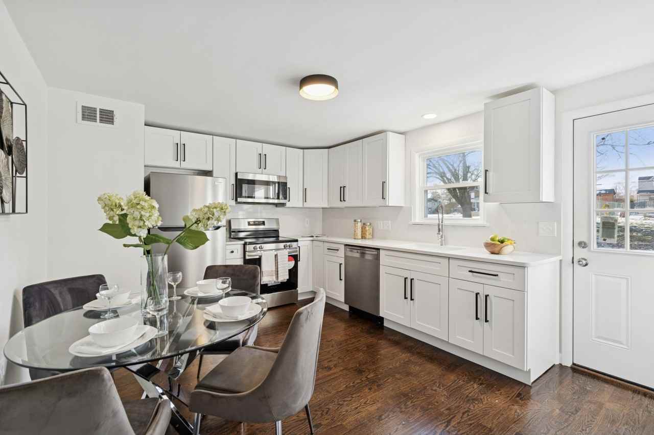 303-313 Lemon Street - Photo 4 of 22