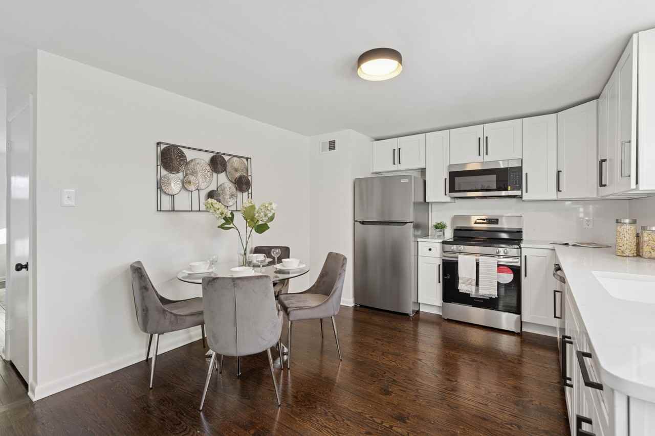 303-313 Lemon Street - Photo 6 of 22