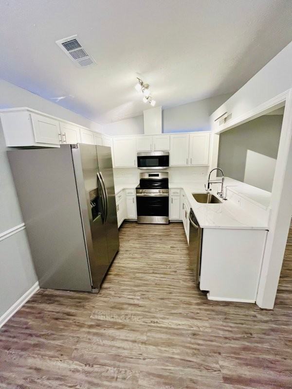 7801 Cross Tie Dr #4 - Photo 3 of 13