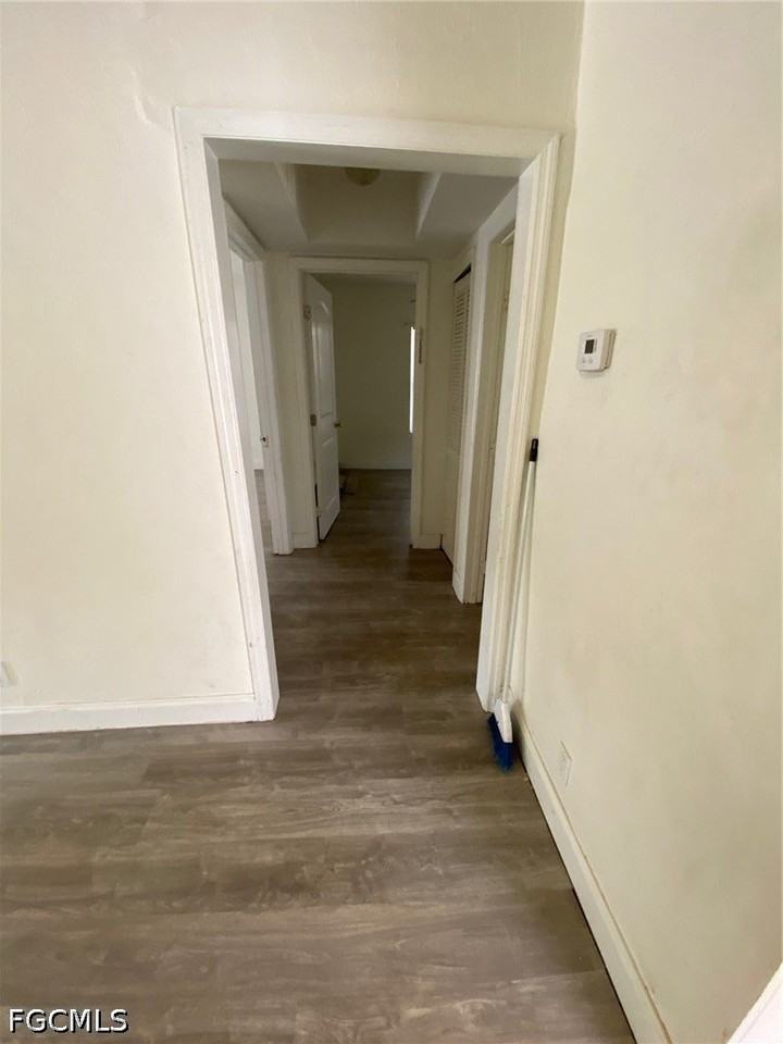 2039 Kurtz St - Photo 2 of 4