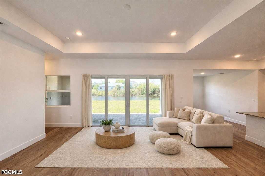 2914 Sw 5th St - Photo 4 of 27