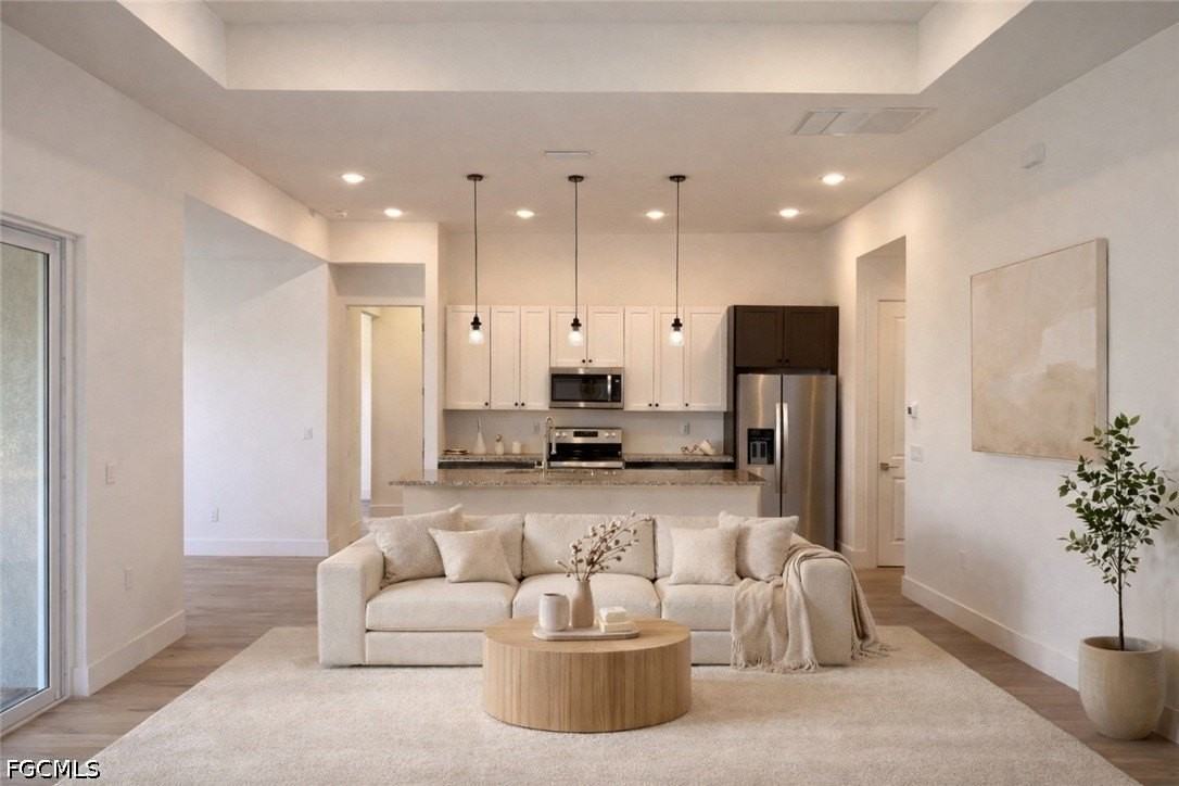 2914 Sw 5th St - Photo 6 of 27