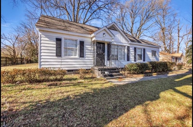 3129 Hillis St - Photo 3 of 18