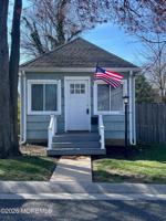 featured image of 402 Maple Dr