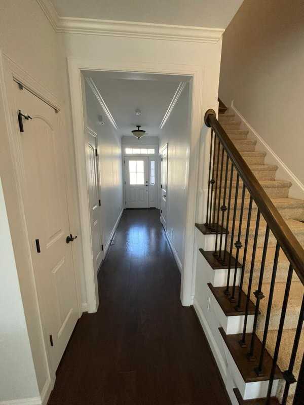 748 Carolina Ave - Photo 3 of 18