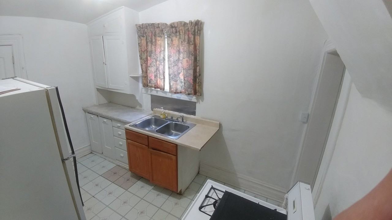 2347 Madison Ave #NS - Photo 7 of 12