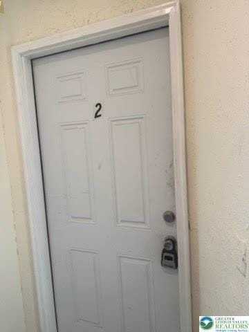 301 S Robinson Ave #2 - Photo 2 of 15