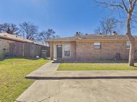 featured image of 2402 Pecan Ridge Dr