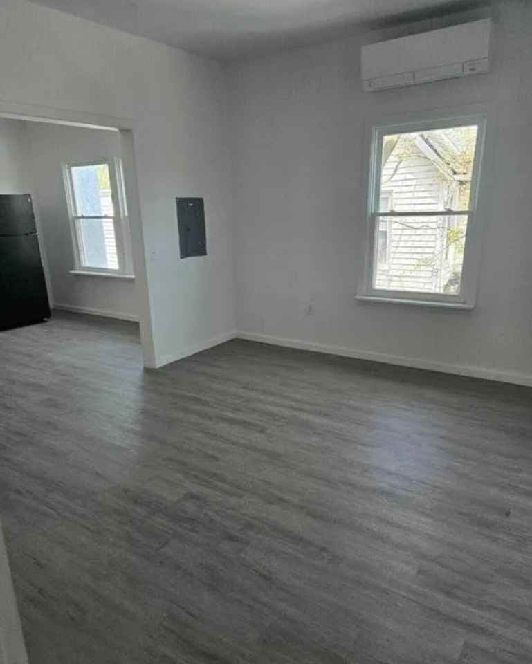 19 Mygatt St #8 - Photo 5 of 13