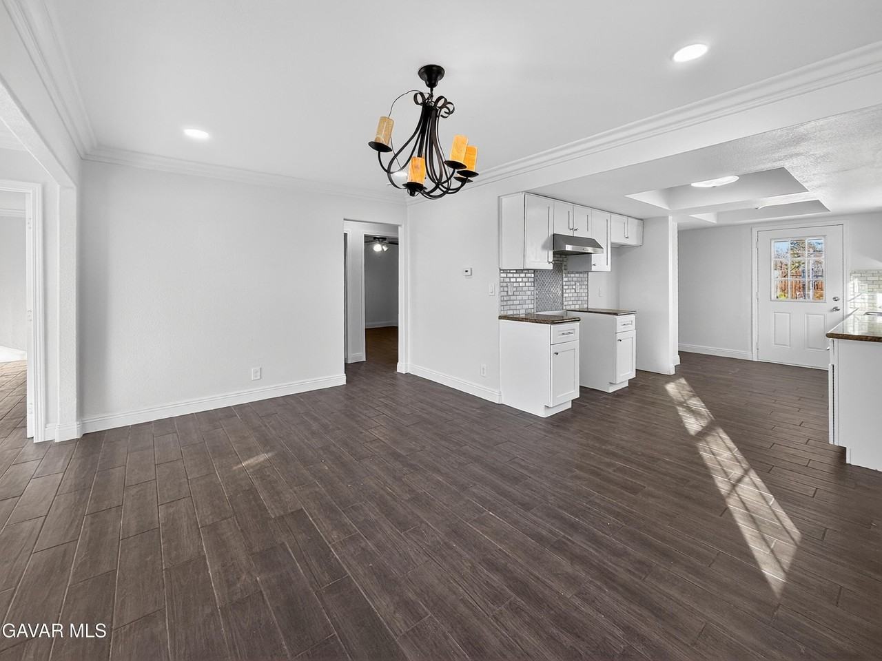 87th St E - Photo 4 of 15