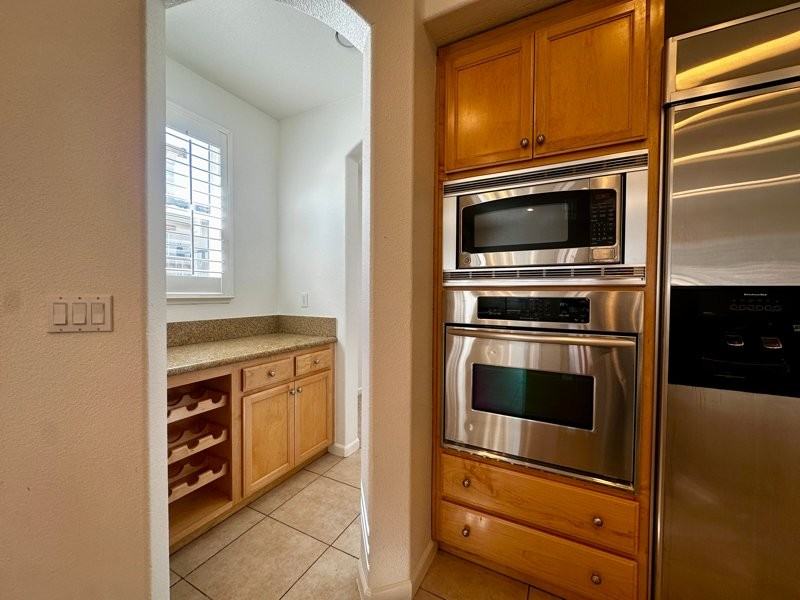 230 Hearthstone Cir - Photo 3 of 20