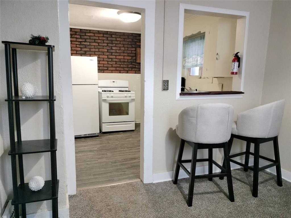 31 Indiana St - Photo 2 of 15