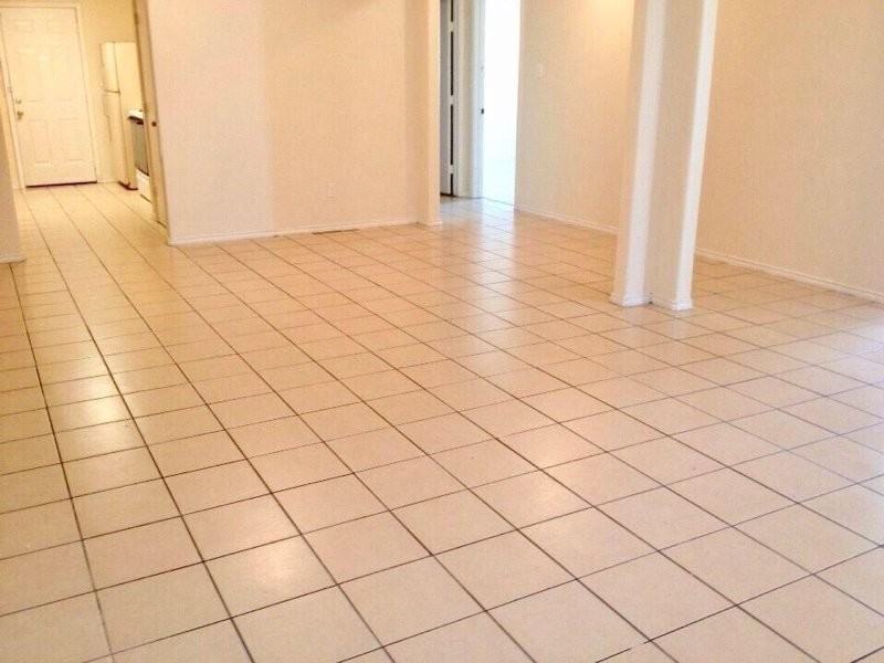 7613 Oak Chase - Photo 2 of 10