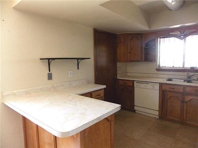 504 E University Ave - Photo 6 of 11