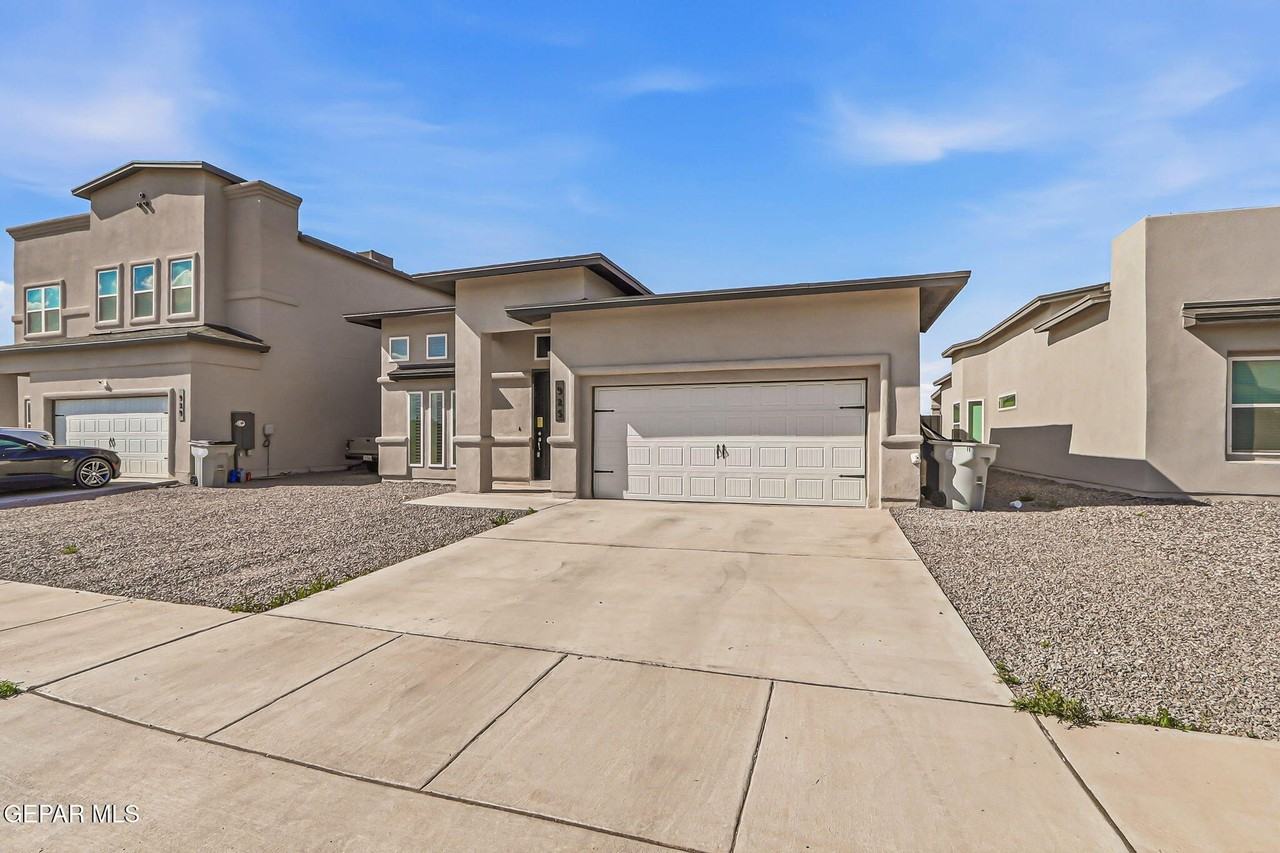 925 Louisiana Down Ave - Photo 3 of 31