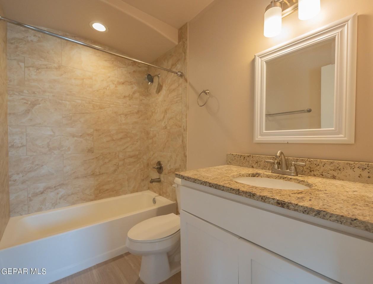 6537 Hoop St Unit A - Photo 7 of 11