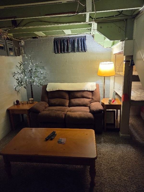 1410 Virginia St - Photo 2 of 10