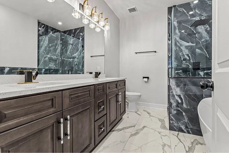 4827 S Saint Lawrence Ave #3 - Photo 3 of 19