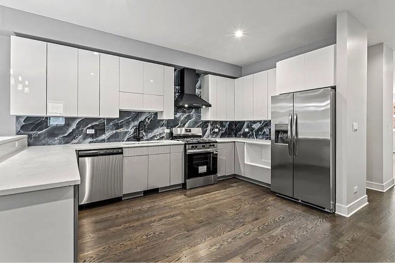 4827 S Saint Lawrence Ave #3 - Photo 4 of 19