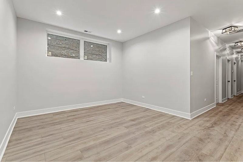 4827 S Saint Lawrence Ave #3 - Photo 6 of 19