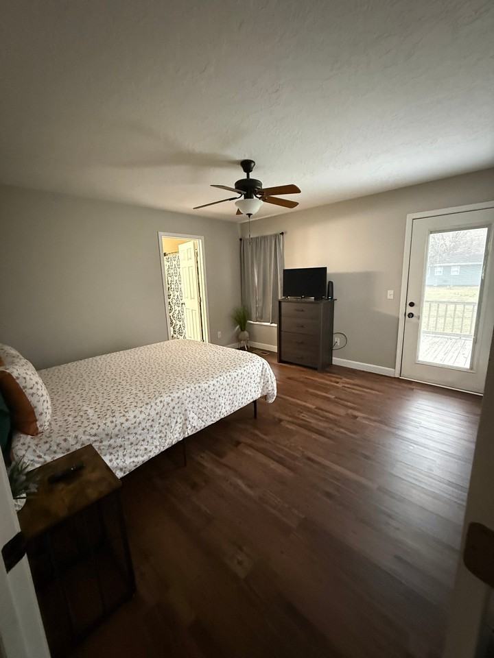 217 Charger Ln - Photo 3 of 10