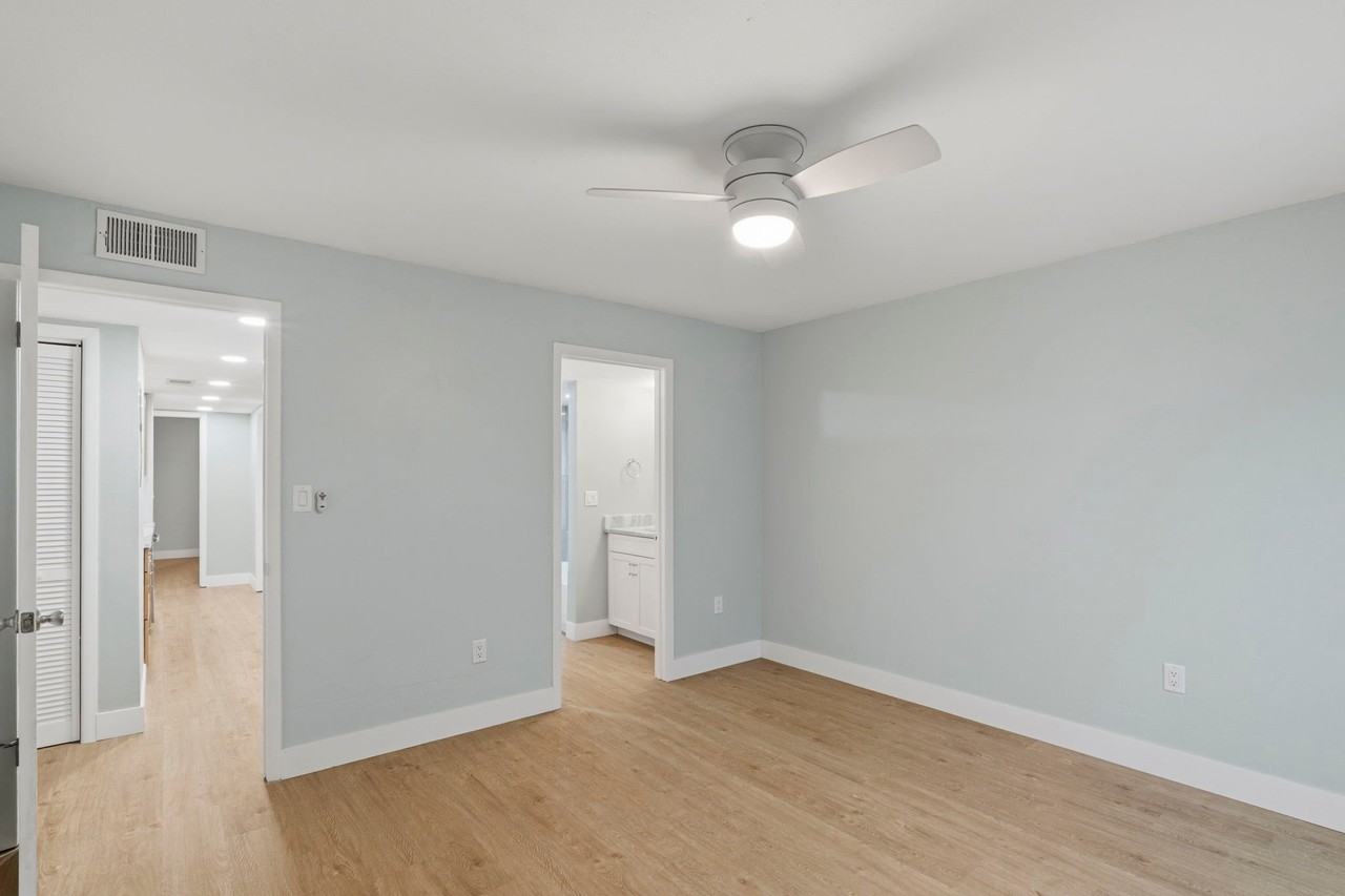 3595 41St Ln S St #48B - Photo 7 of 13