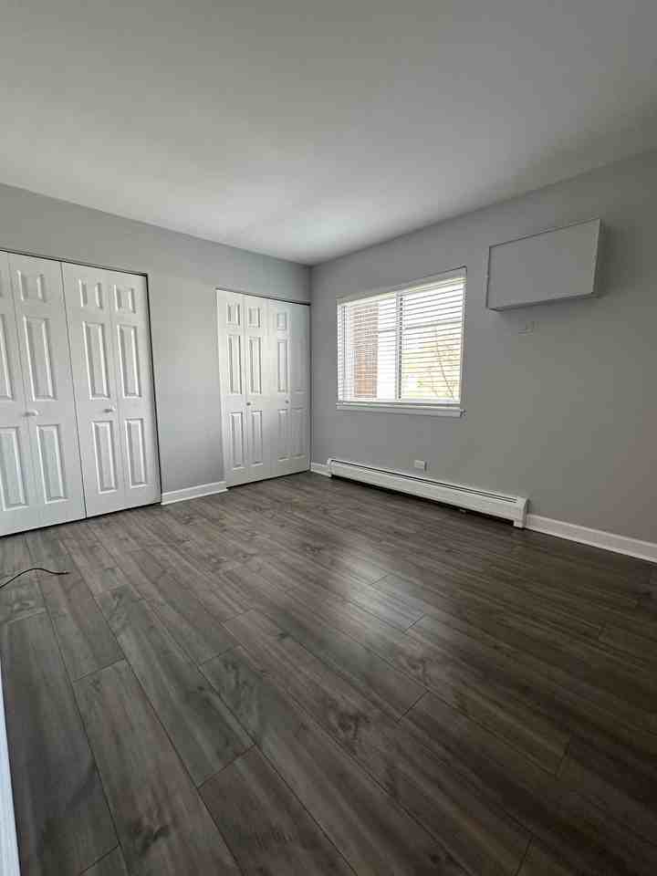 725 Court of Spruce - Photo 2 of 7