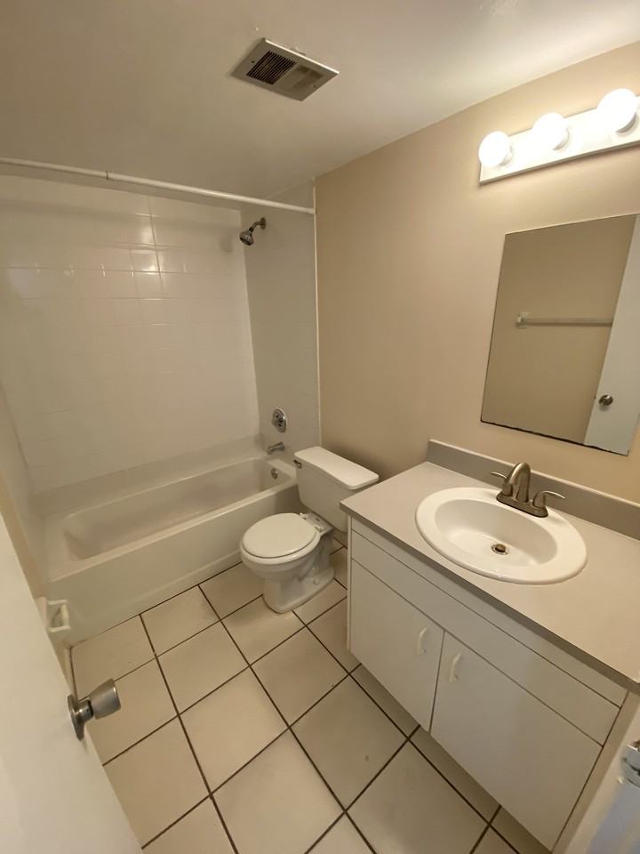 500 Rockpit Road - Photo 4 of 30
