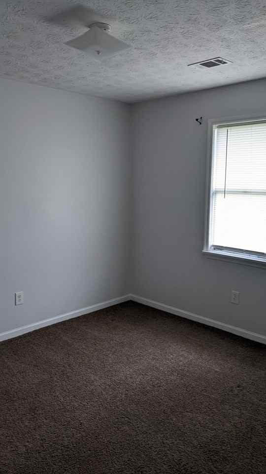 102 Jay Ln #A - Photo 6 of 8