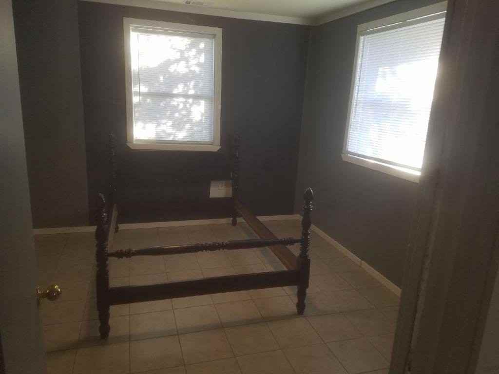 808 Carter St - Photo 6 of 8