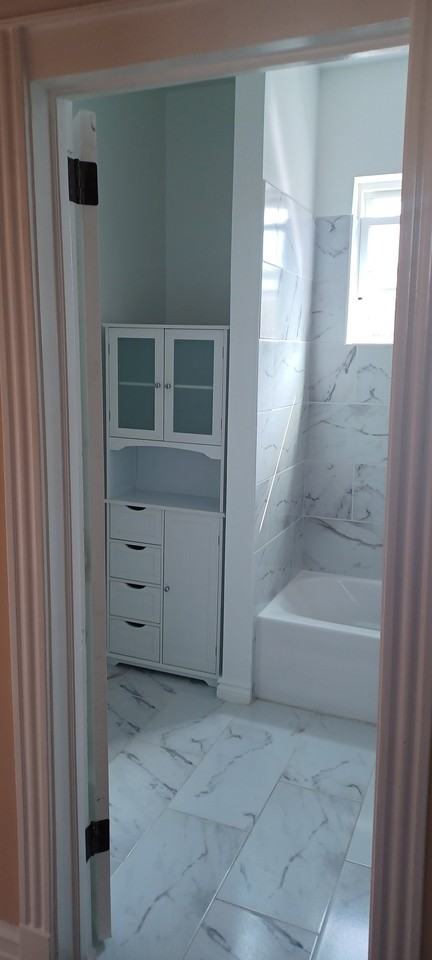 6458 S Paulina St #2 - Photo 3 of 20