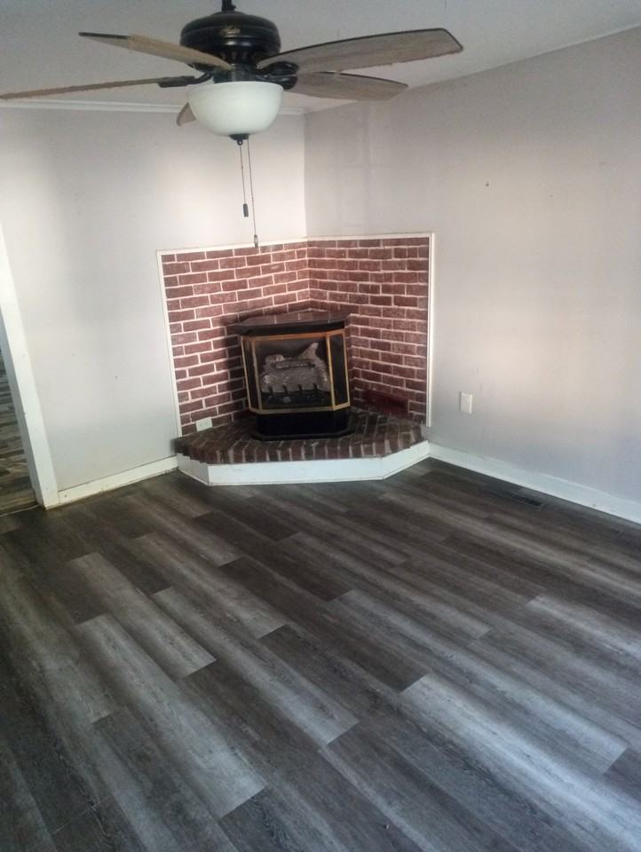 411 N Cochran St - Photo 2 of 16
