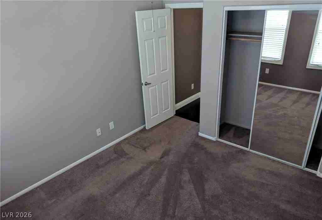 7555 Engleberg Ave - Photo 4 of 10