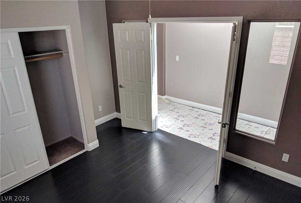 7555 Engleberg Ave - Photo 6 of 10