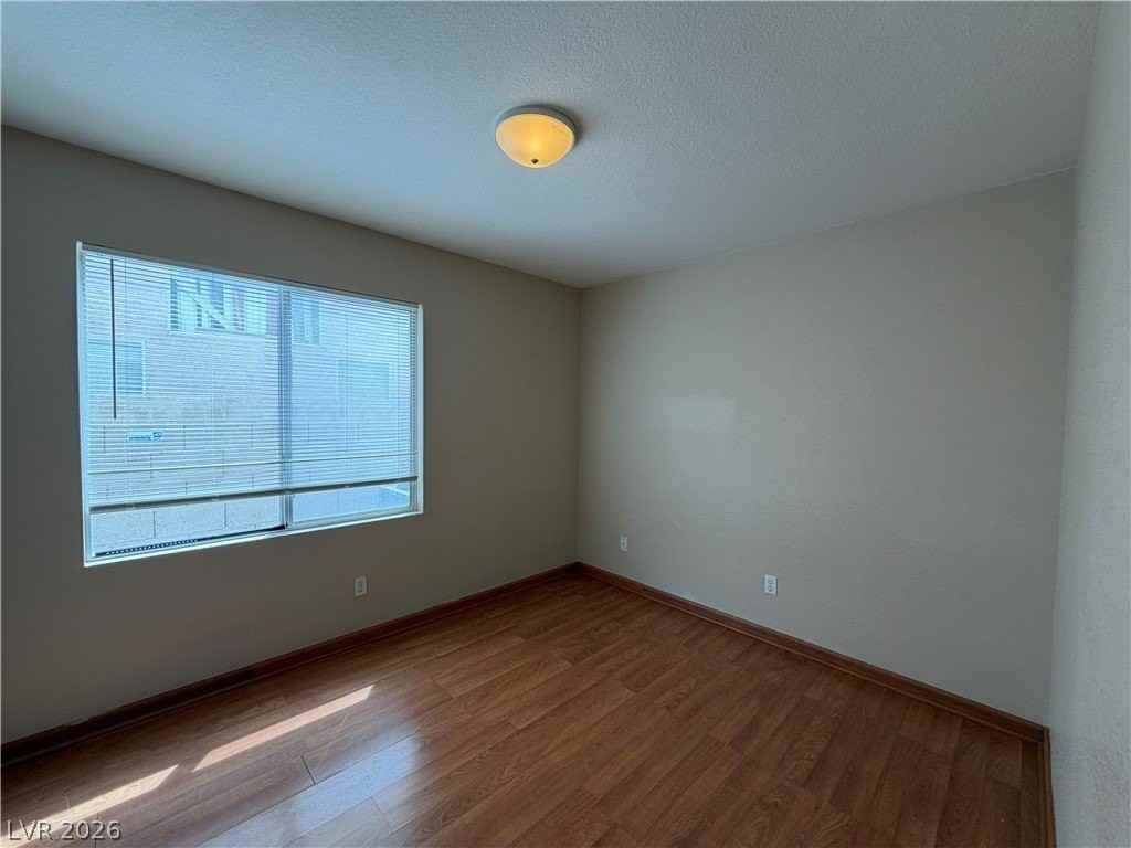 8186 Beekman St - Photo 7 of 24