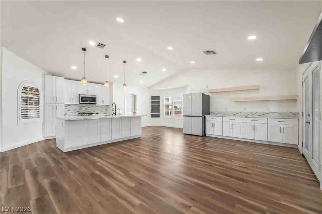 130 Weatherstone Dr - Photo 7 of 24