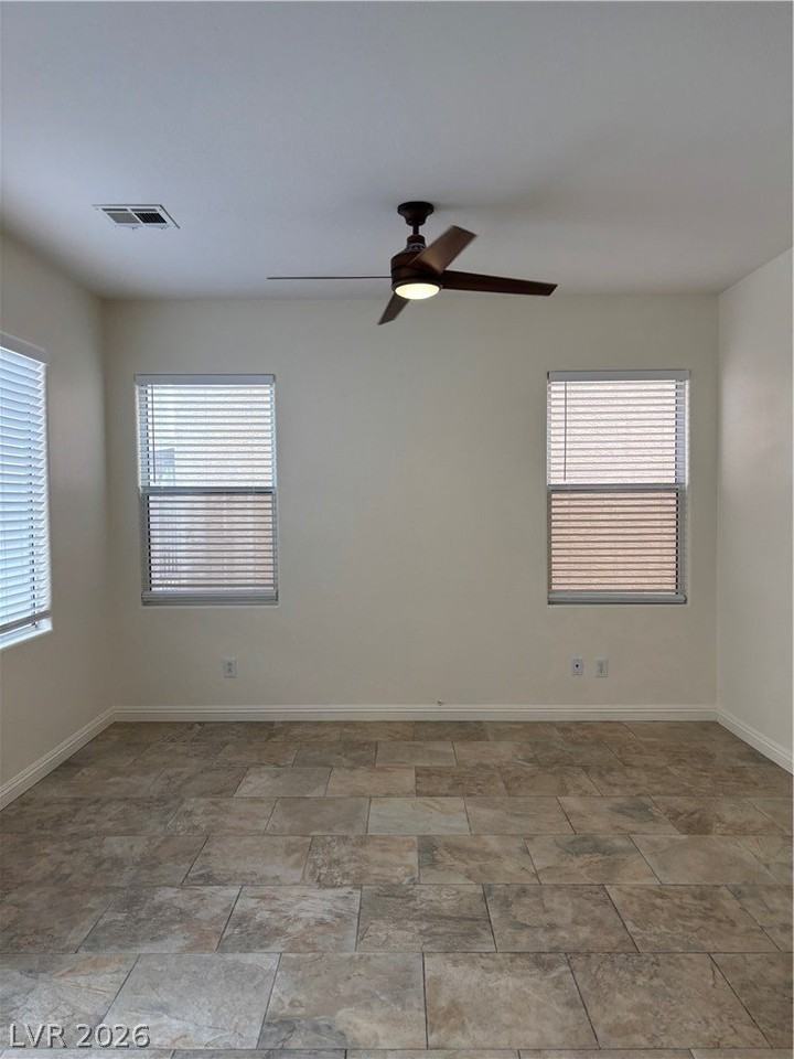 8056 Imperial Treasure St - Photo 5 of 24