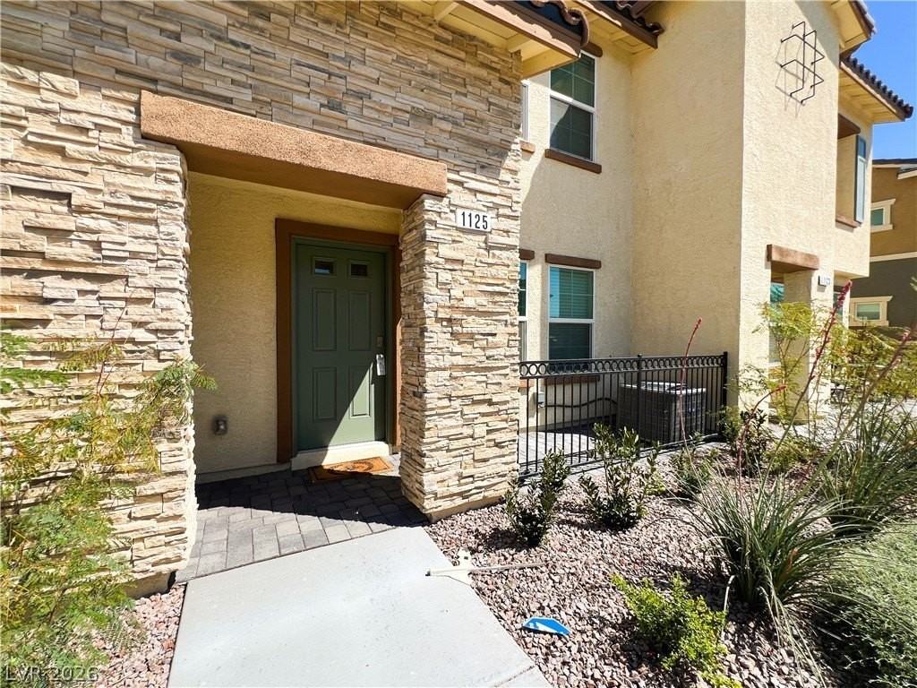 1125 Meadow Sparrow Pl - Photo 4 of 50