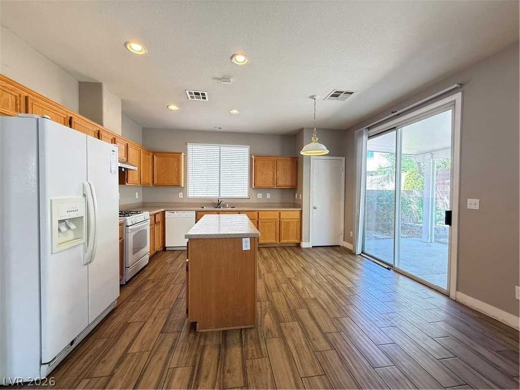 9536 Sunshade Ct - Photo 5 of 24