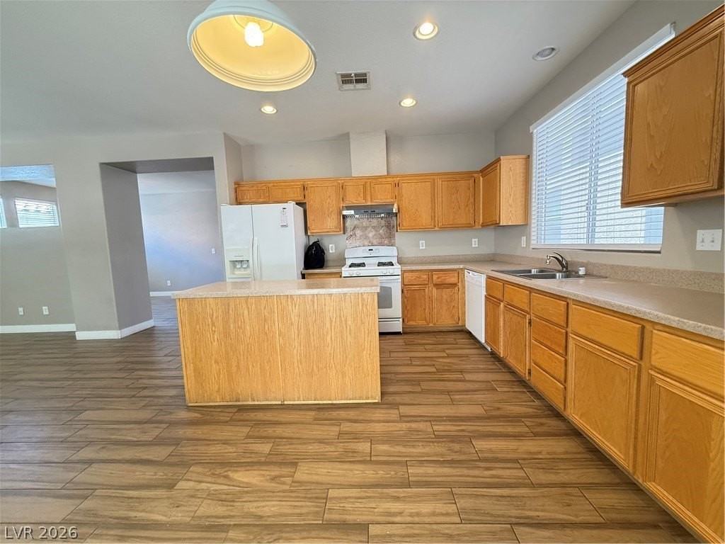 9536 Sunshade Ct - Photo 7 of 24