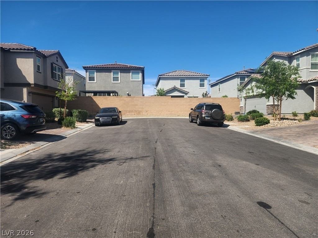 6957 Antequera St - Photo 5 of 33